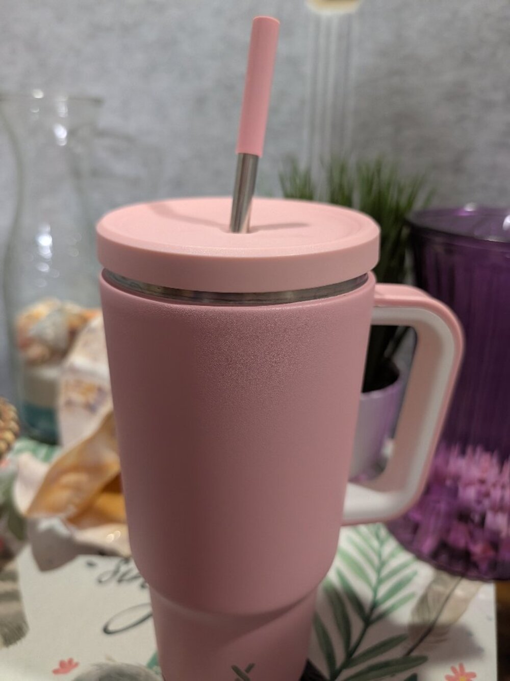 Meoky Pink Insulated Travel Tumbler 40oz